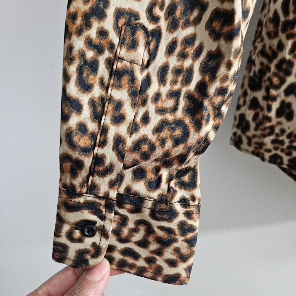 Charter Club Leopard Print And Pearl Women's Button Up Top - Picture 8 of 16